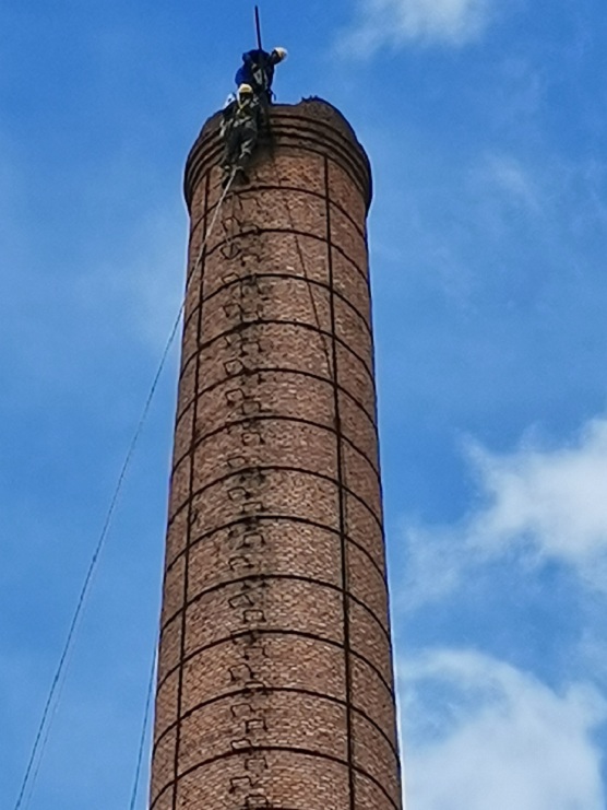 衡陽(yáng)拆除煙囪公司:展現(xiàn)精湛技藝,助力城市煥新顏